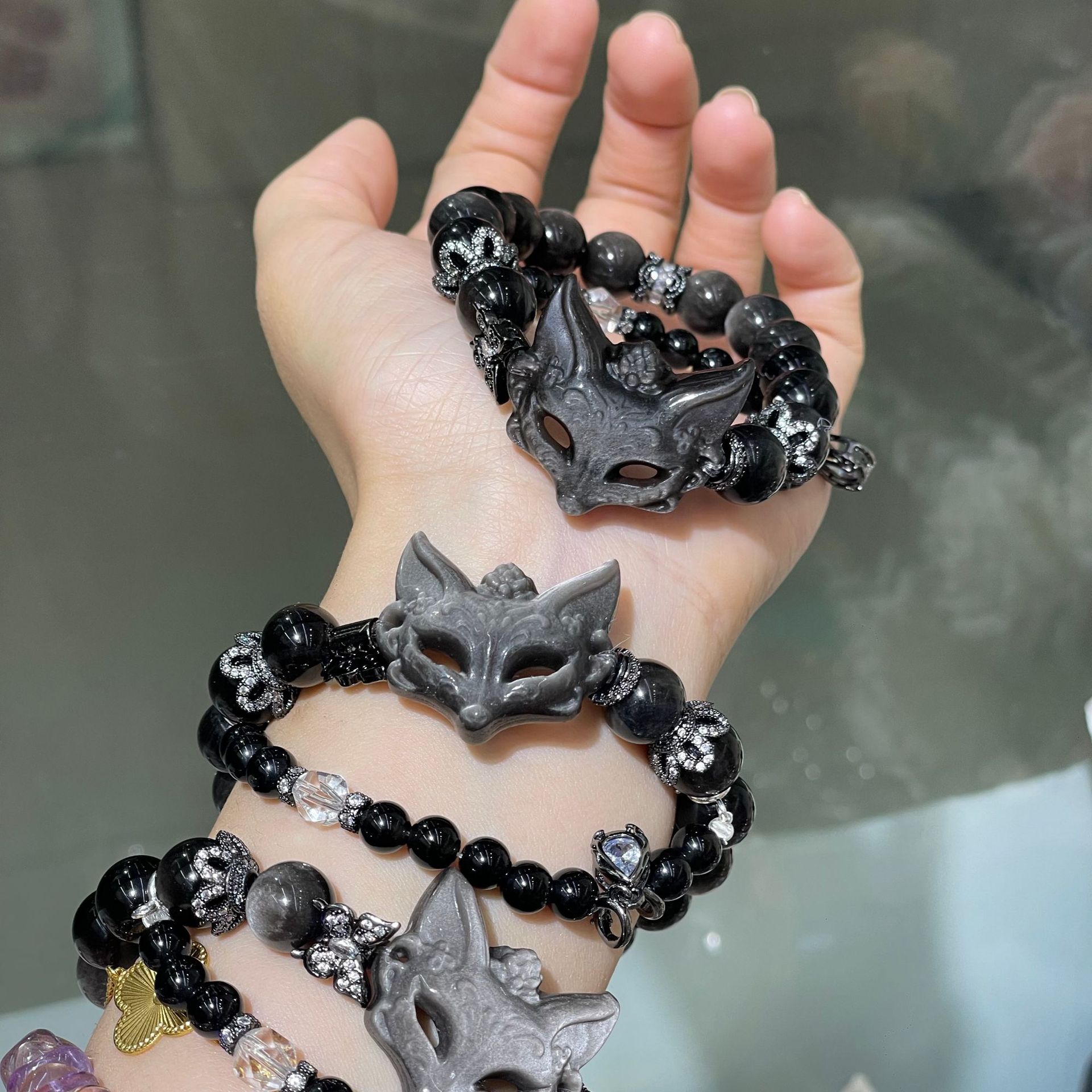 Natural Obsidian Double-loop Bracelet With Silver Fox For Women_voghion.com