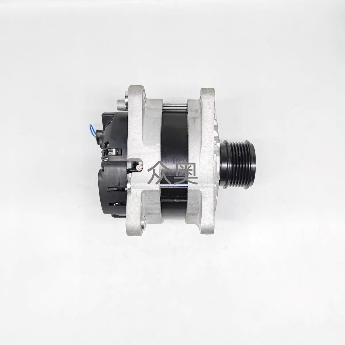 Chase V90 rear drive leap forward H300 RV modified and installed dual-generator 48V5KW high-power generator