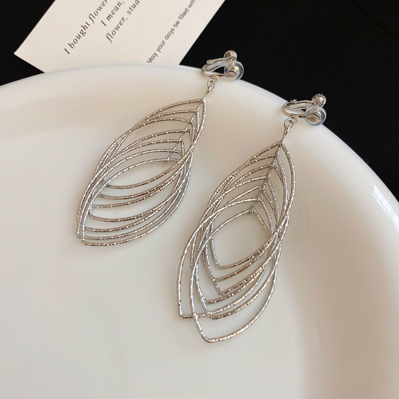 Ear clip-Silver (one pair)
