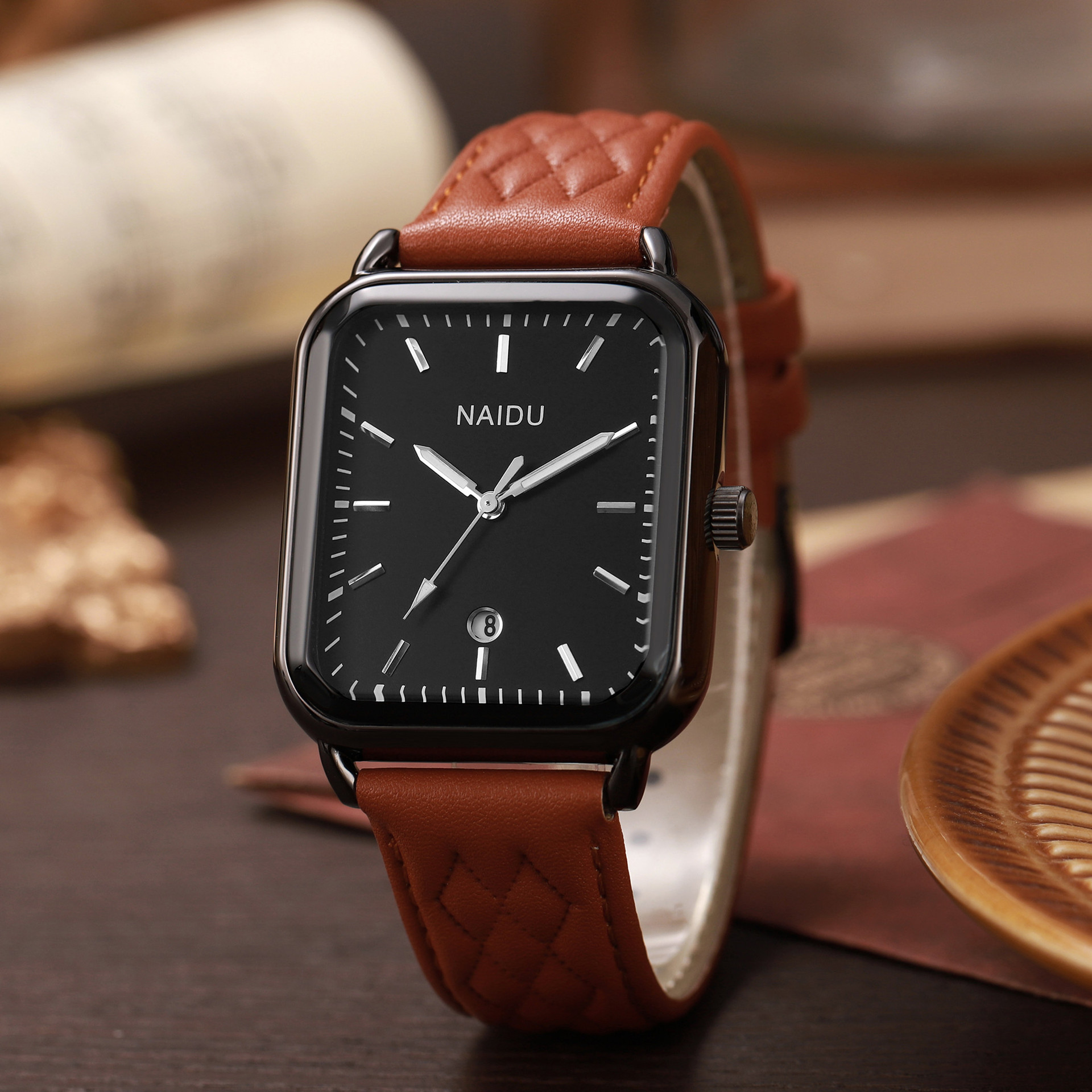 New All-match Creative Fashion Women's Watch Women's Temperament White-collar Student Party Niche Life Waterproof Quartz Watch