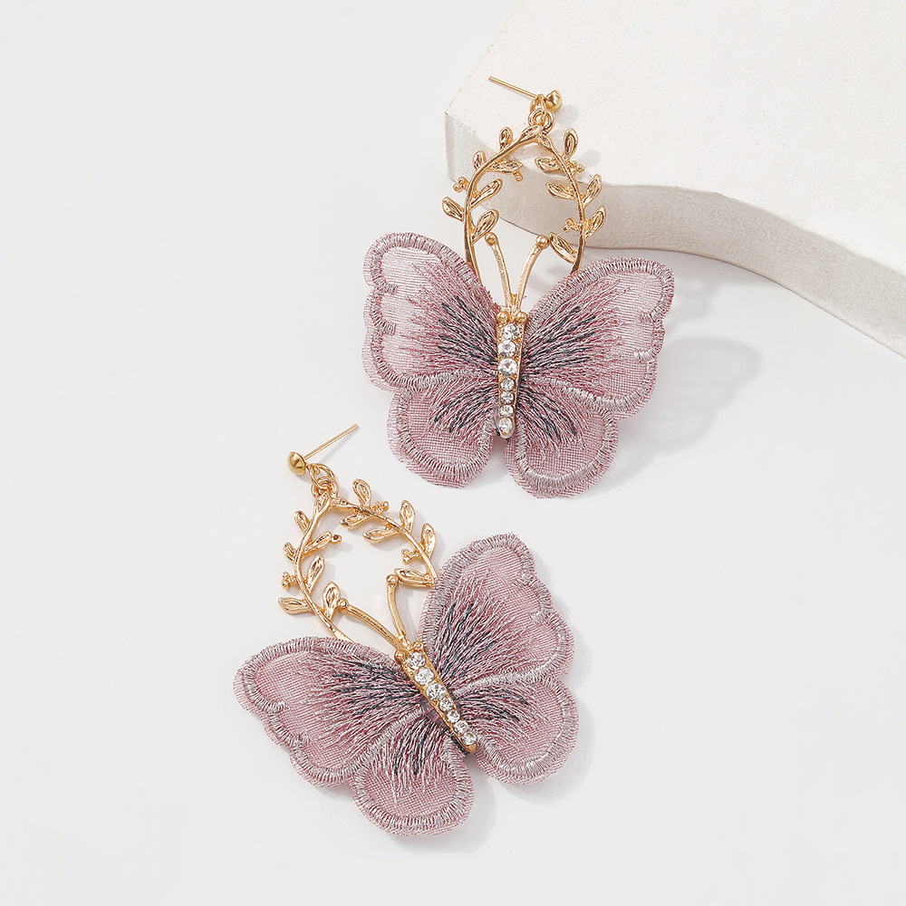 Vintage Creative Embroidery Butterfly Alloy Earrings display picture 7