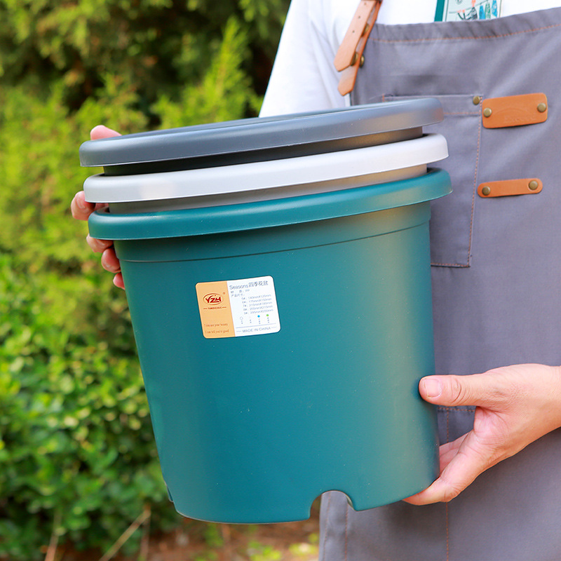 breathable plastic flowerpot