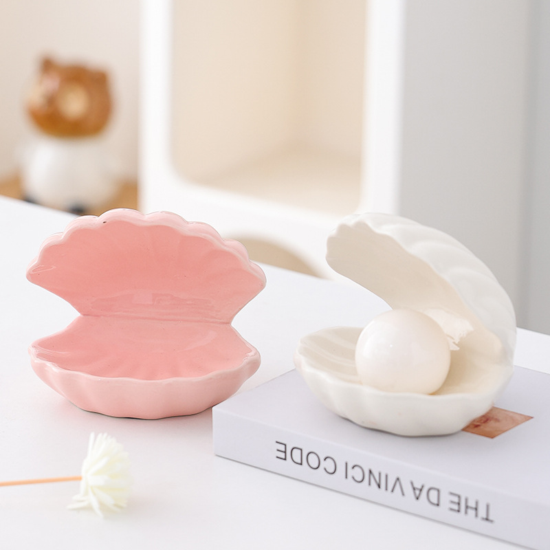 Creative Shell Nightlight Bedroom Bedside Lamp Nordic Internet Popular Girl's Heart Dream Pearl Ceramic Lamp Entrance Storage
