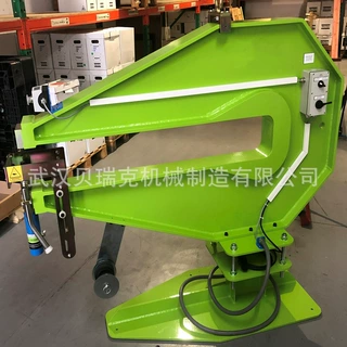 全自动标志牌铆钉机   武汉贝瑞克全自动标志牌铆钉机厂家