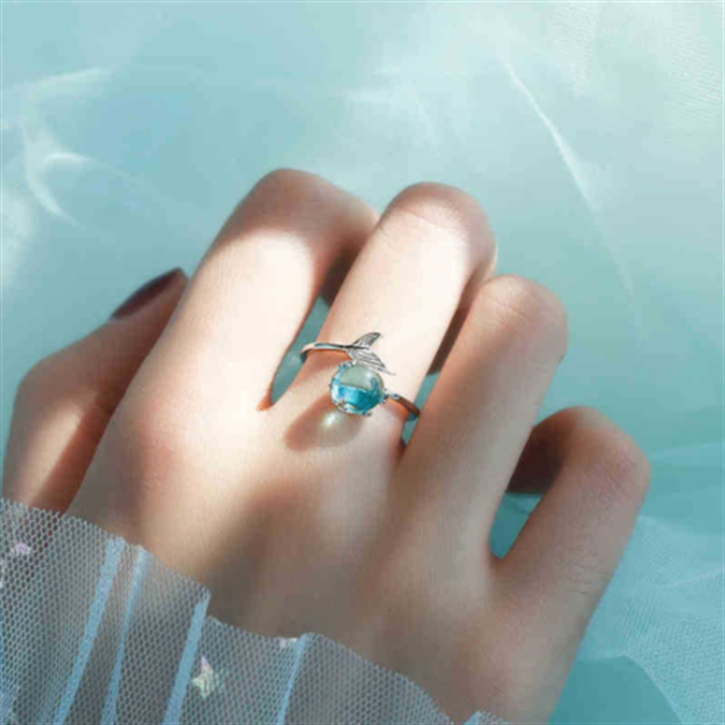 Ins Style Fish Tail Alloy Plating Inlay Artificial Gemstones Women's Open Ring 1 Piece display picture 1