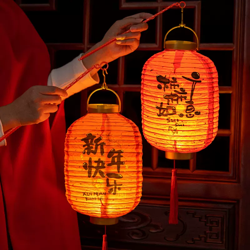 2026马年新款春节灯笼手提古风宫灯装饰挂件马年新春发光金盖灯笼