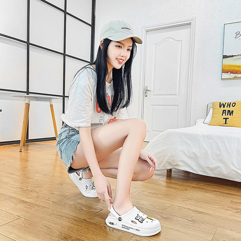 Eva Dong Dong zapatos para mujeres de verano nuevos estudiantes coreanos vestidos de enfermería bolsa suave antideslizante zapatillas de playa al por mayor