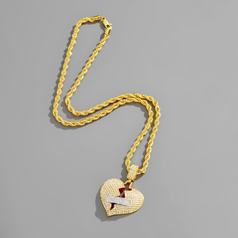 Pendant full of diamonds, broken heart alloy necklace, love pendant, necklace accessory_voghion.com