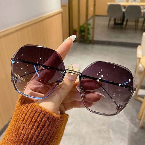 2025 Summer Trend Rimless Corner Gradient Colored Sunglasses for Women Korean Style Fashion Large Frame Eyeglasses