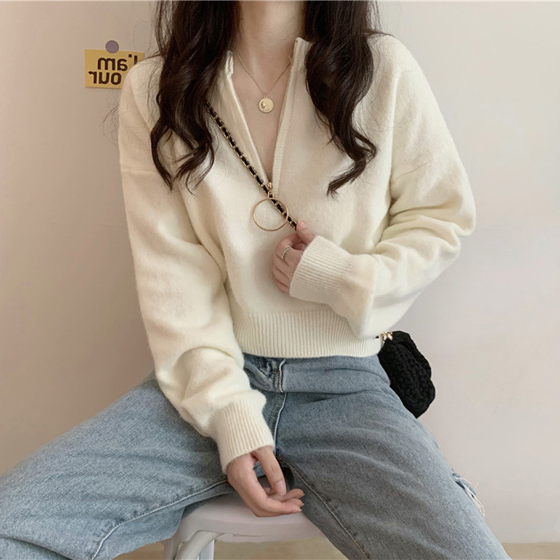 White demi-season design knitted sweater with zipper