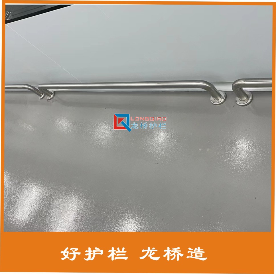 304不锈钢护防撞护栏03.jpg