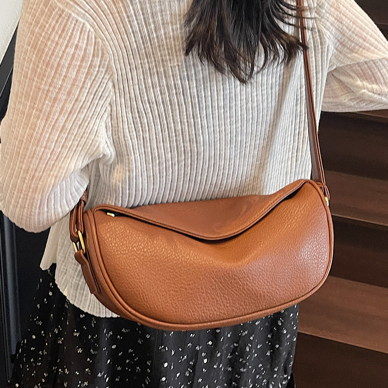 フレンチ PU ソフトレザーバッグ女性のための 2025 新しいファッション多用途餃子バッグカジュアル気質レトロショルダークロスボディバッグ|undefined