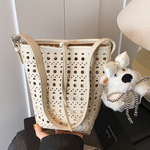 �������μ��2025�ļ��¿�С��������U���OӋŮ��PUҸ�°�ˮͰ��