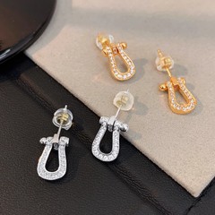 S925纯银针小香风马蹄耳钉女真金电镀精致微镶满钻锆石耳环耳饰品
