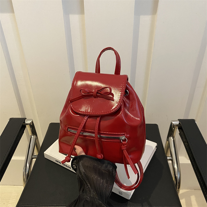 Mochila de nicho coreano para mujeres otoño 2024 nueva moda mochila de moda versátil de un solo hombro bolso de cubo