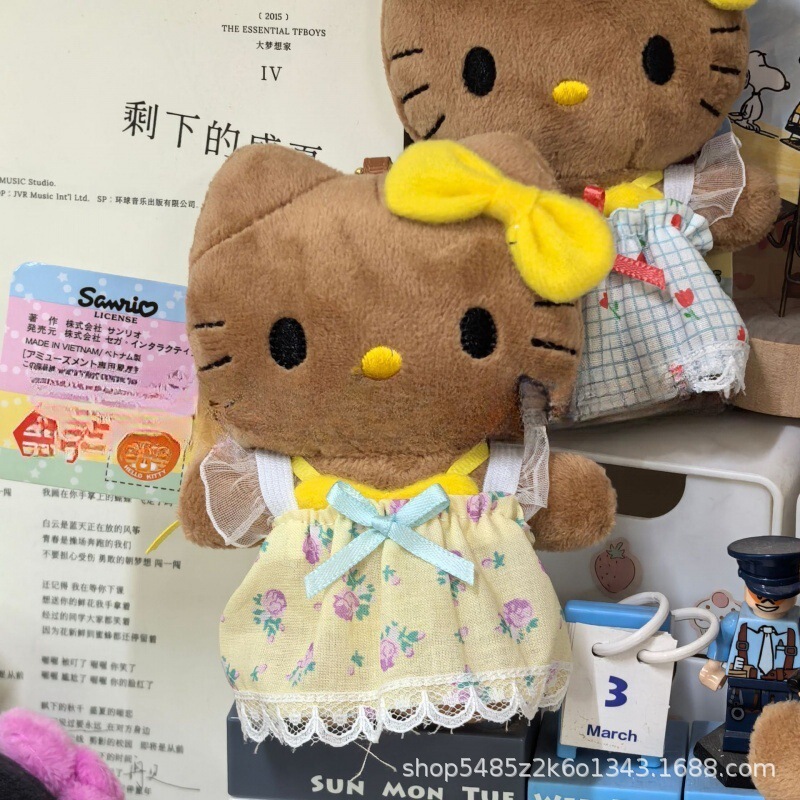 黑色草帽kitty帽宝宝挂件爱心扣公仔玩偶可爱赫本风挂饰钥匙扣|undefined