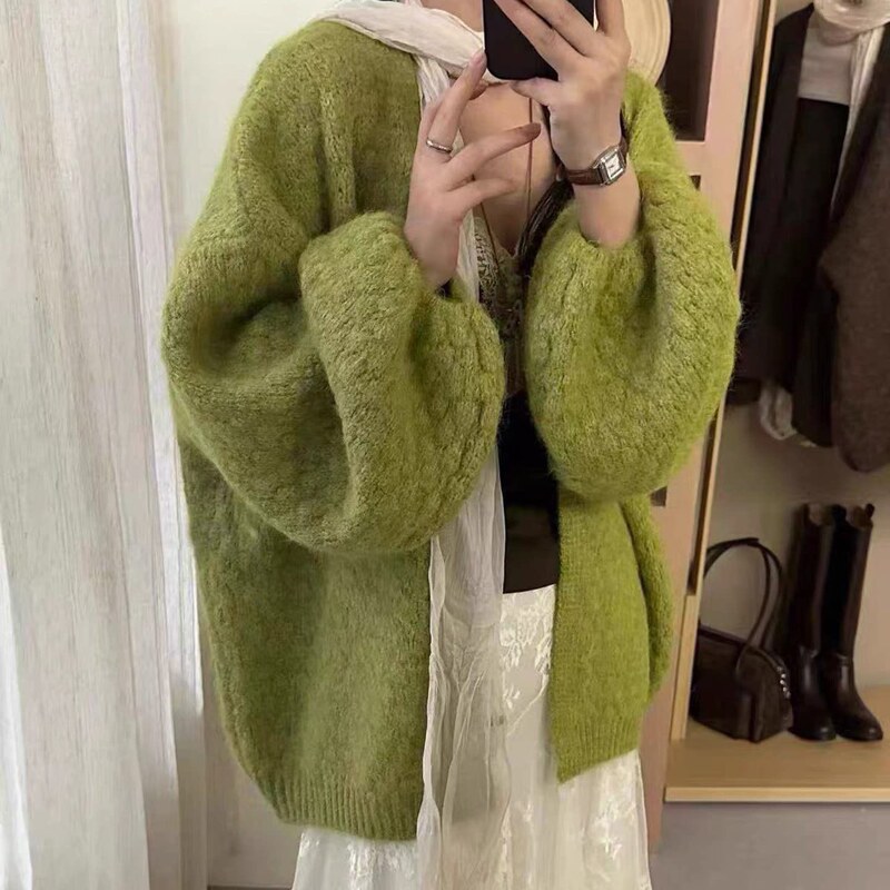 Lychee-patterned sweater coat, relaxed and casual style, loose and soft, gentle and gentle, autumn and winter lantern-sleeve knitted cardigan
