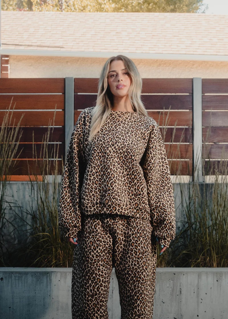 350g Weight Long Sleeve Sleeve Length Pullovers, Zipper Placket Type Polyester Fabric Type Regular Top Length Hoodie Tops Type Daily Occasion Hooded Neckline Loose Fit Type Leopard Pattern Spring, Autumn Season Women's Gender Printing Design Streetwear Style Hoodies & Sweatshirts Long Sleeve Printing Streetwear Leopard 9
