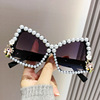 Sunglasses from pearl, fashionable glasses with bow, European style