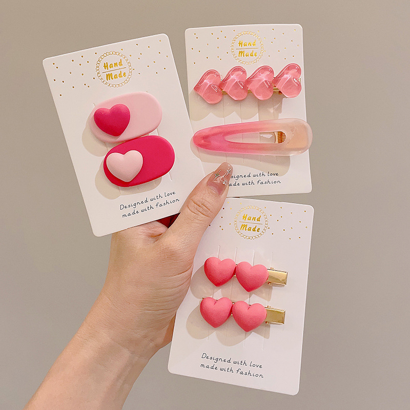 Pin de pelo de verano de dopamina rosa de alto nivel de sensación de frangeo un clip de pelo de frente acabado de pelo de broche adorable adornamiento para el pelo