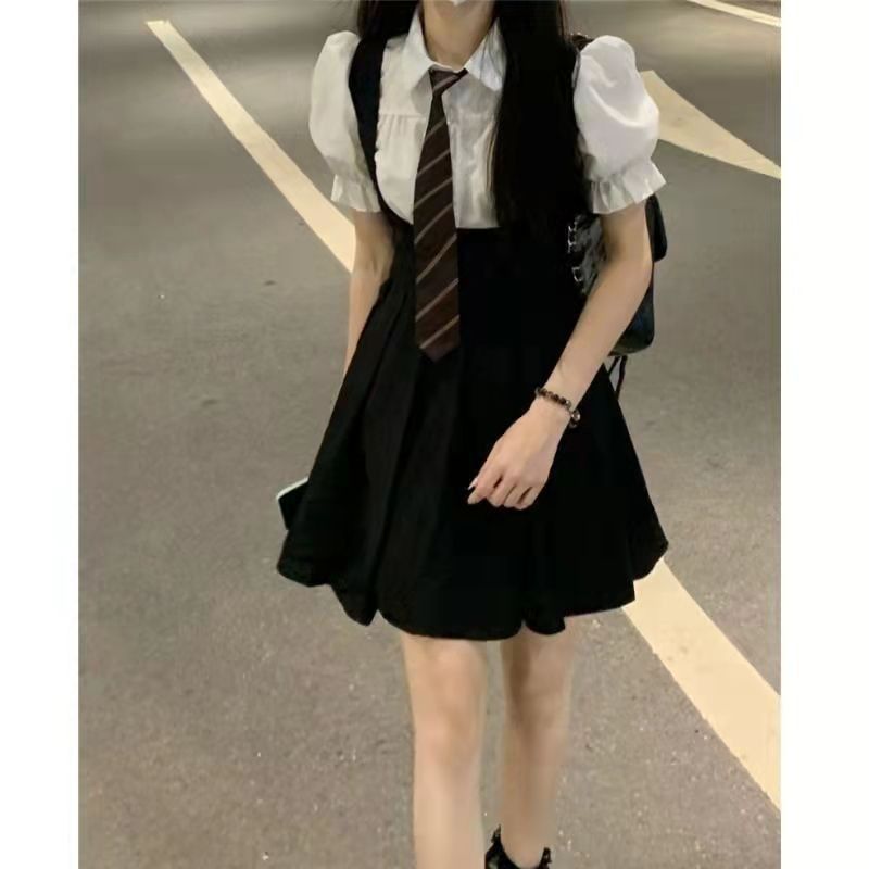 스파이스 걸스 JK 유니폼 퍼프 슬리브 셔츠 스트랩 플리츠 스커트 2 피스 세트 작은 블랙 스커트 스트랩 원피스 여성용 여름