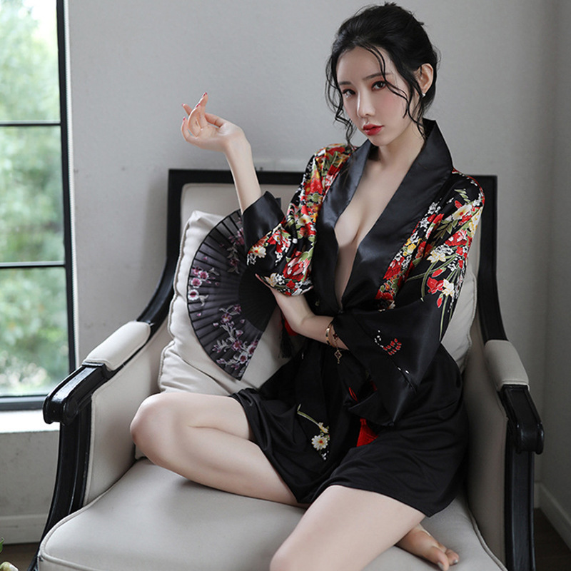 慕雪1009情趣内衣女日系和服游戏装性感激情诱惑制服少女露乳扮演