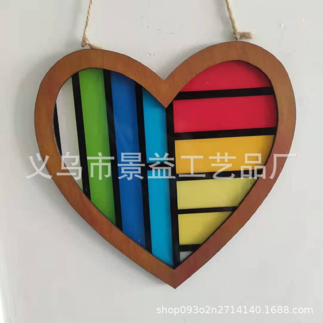 Wooden Painted Love Heart Ornaments 木制彩虹爱心挂件装饰品