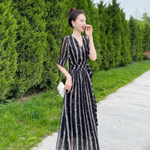 复古夏季印花中长款法式新款A字裙v领显瘦短袖淑女高级感条纹长裙