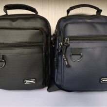 户外休闲外出便携通勤背包轻便单肩包男士斜挎包新款牛津布男挎包