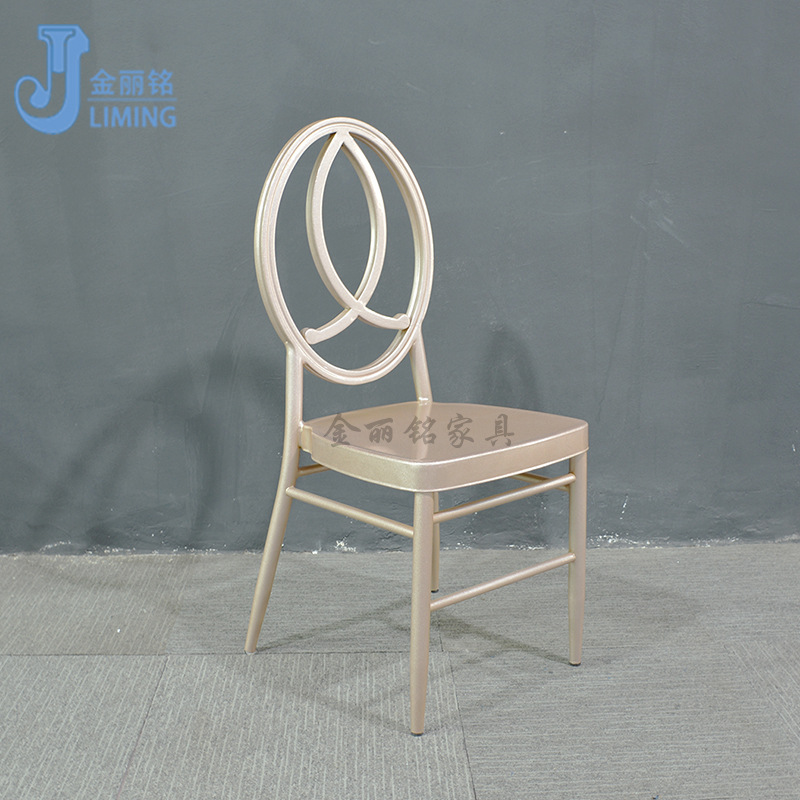 Suministro directo de fábrica Hotel Silla de comedor de metal Silla de boda de estilo europeo silla trasera redonda Silla de bambú Silla de boda al aire libre