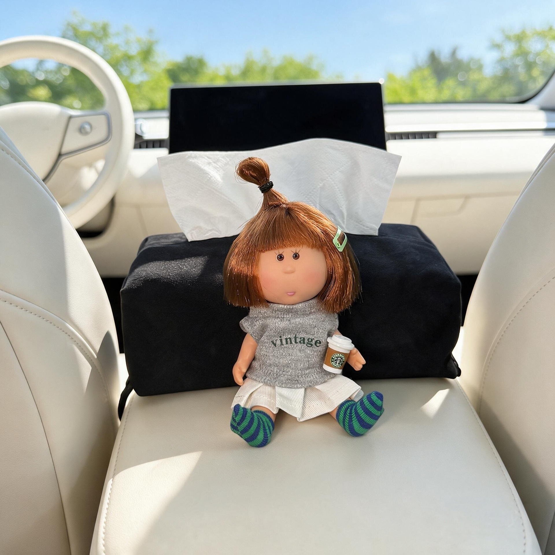 Cute Potato Sister Car Tissue Box, 2026 New Model, Hanging Design for Car Rear Headrest, Adds a Touch of Elegance