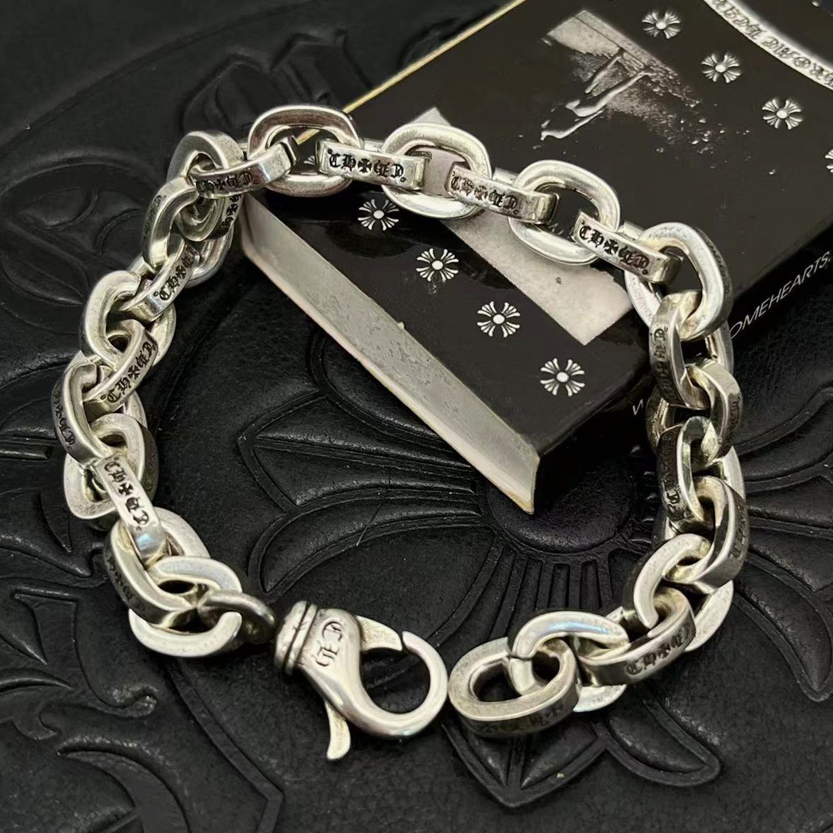 Trendy Jewelry Thick Letter Bracelet Thai Silver Retro Men and Women Lobster Clasp Bracelet Non-Fading Cross Punk