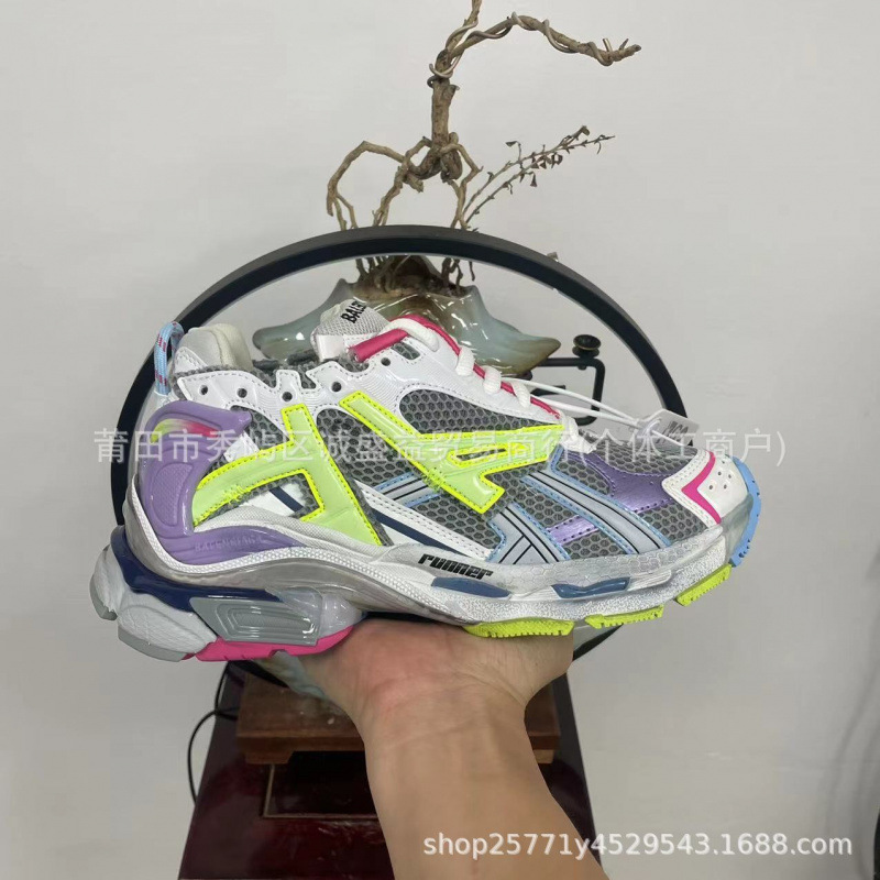 Balenciaga Runner Multicolor 677403W3RB39022
