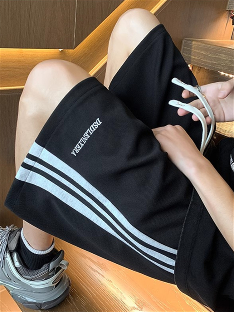 2025 marca de moda de verano nuevos pantalones cortos deportivos de sarga para hombres corriendo baloncesto pantalones casuales de cinco puntos tendencia
