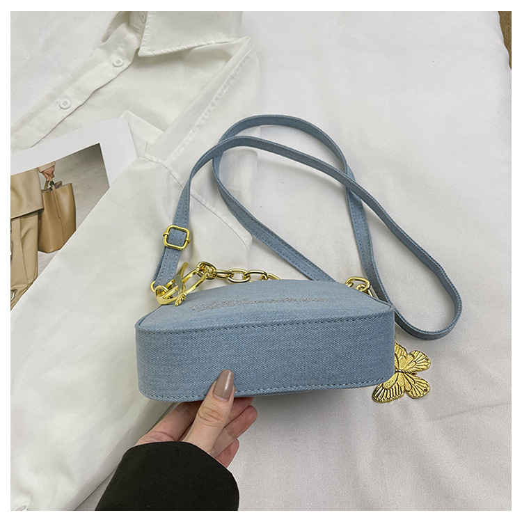 Women's Small Suede Letter Butterfly Streetwear Square Magnetic Buckle Crossbody Bag display picture 9