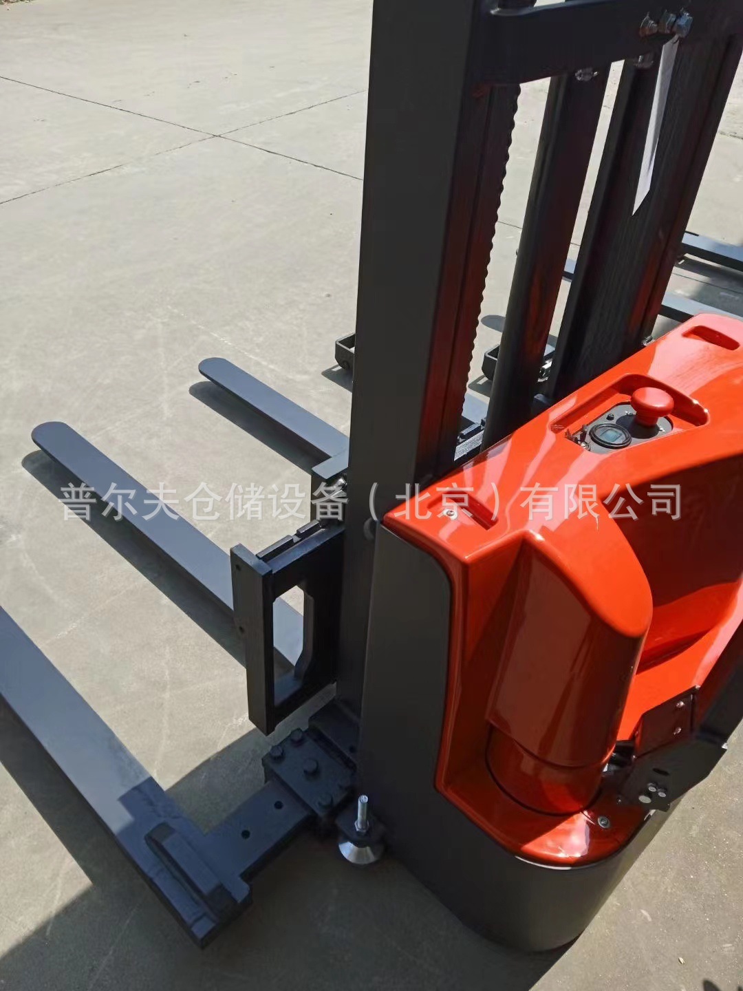 加宽支腿电动堆高车 搬运车 双面托盘适用 叉车平移