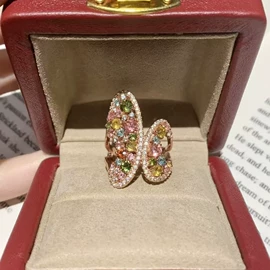 项链;手链;耳钉
