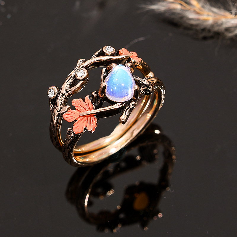 Nuevo anillo de arce retro transfronterizo, anillo de regalo de aniversario de alto nivel, anillo de nicho femenino