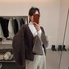 ��ֲ��˻� �ﶬ��ϵ�����ٴ�ľɫ��V����Ŵ������ůë��A06728