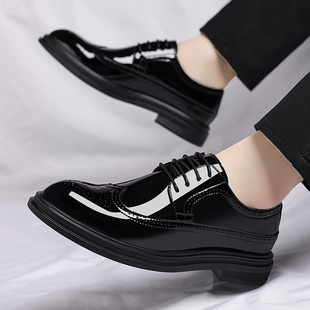Business dress shoes men's bright face brogue carved youth shoes groom wedding shoes wedding shoes a generation of hair