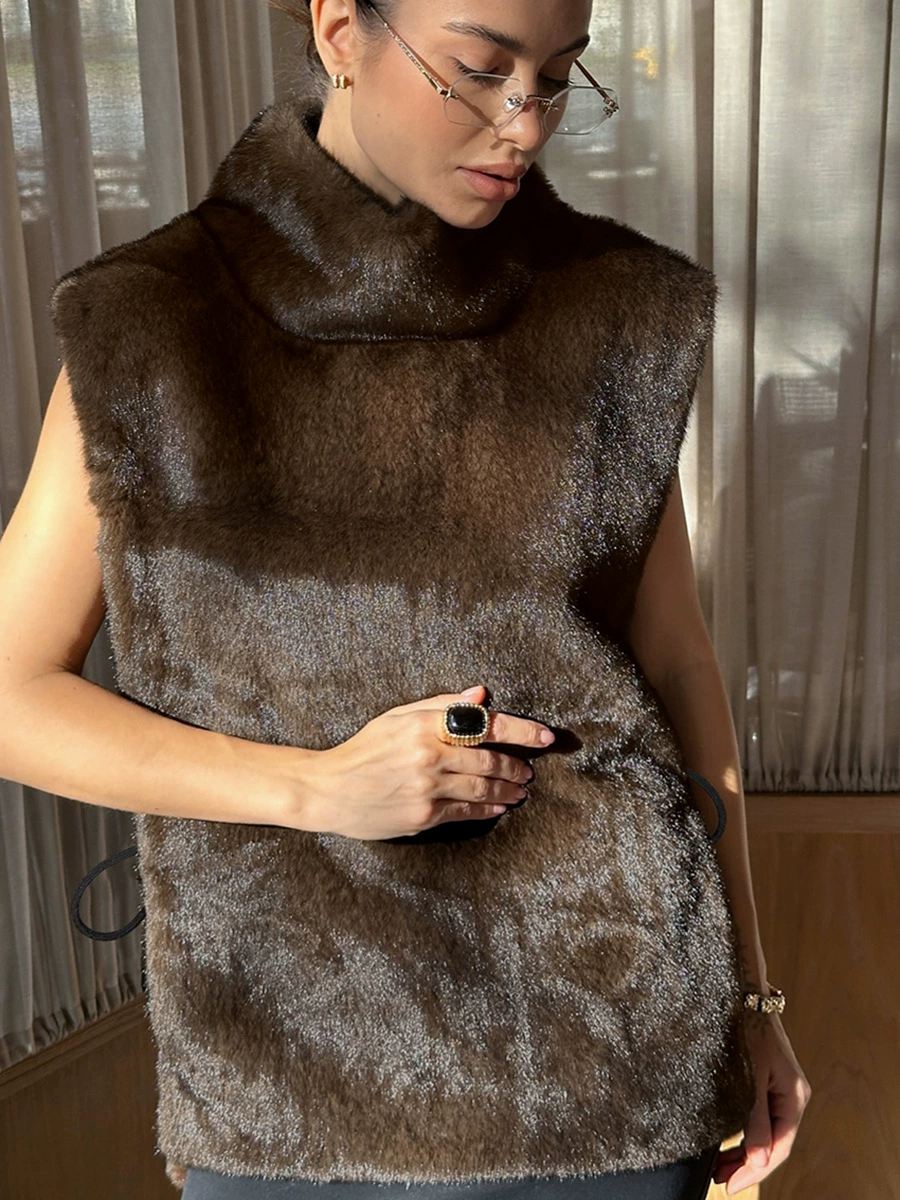 Fashionable velvet demi-season vest, warm brown colored T-shirt, tank top, European style, artificial fur