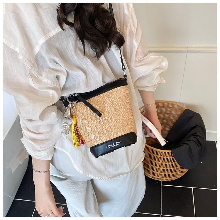 Fashionable straw woven bag for women 2025 summer new trendy woven single-shoulder crossbody women's bag, versatile bucket bag with patchwork undefined