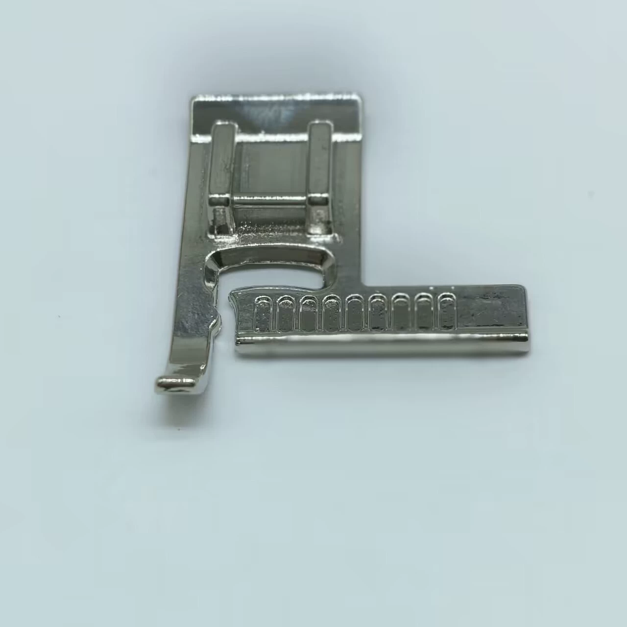 Бытовая многофункциональная электрическая швейная машина прижимная ножка с линейкой прижимная ножка с линейкой 9913