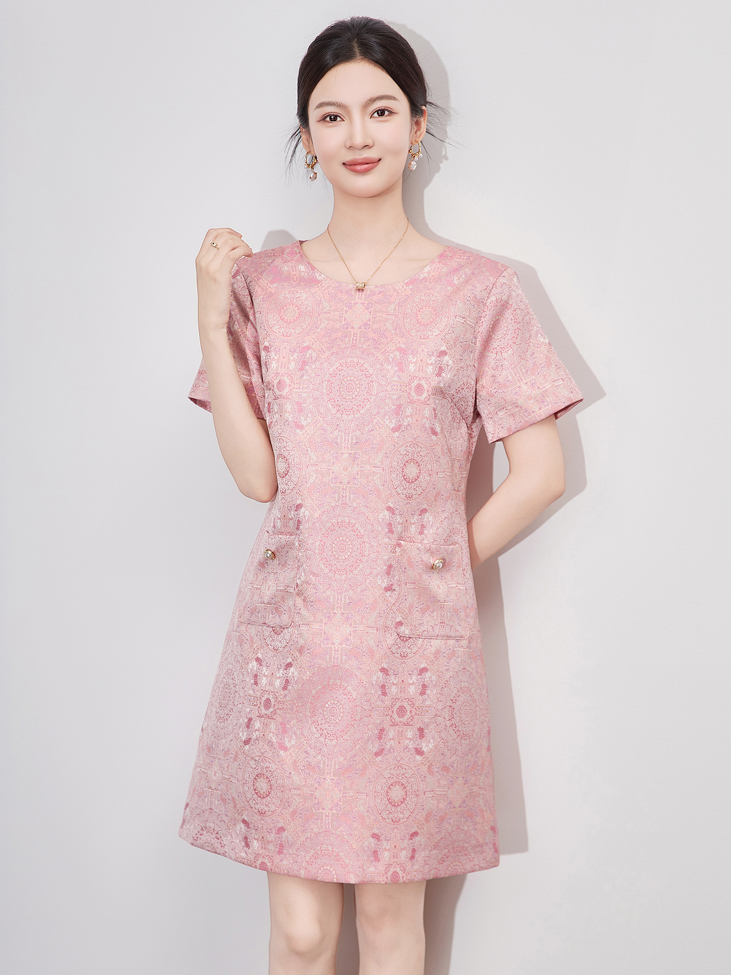 Váy chữ A jacquard lụa vàng phong cách quốc gia tay ngắn chất lượng cao — Màu xanh lam