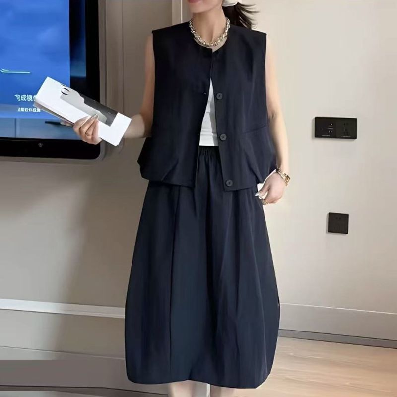 马甲女2025新款秋季时尚宽松休闲百搭洋气减龄无袖马夹潮|undefined