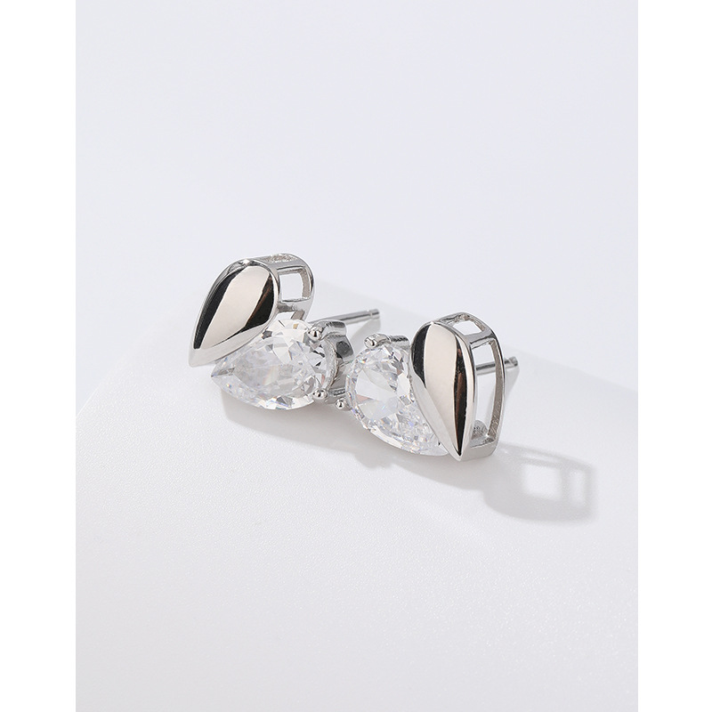 Precioso ZIRCON pendientes de plata esterlina 925 diseño de nicho 2023 nuevos pendientes de estilo elegante luz de lujo de alta calidad pendientes