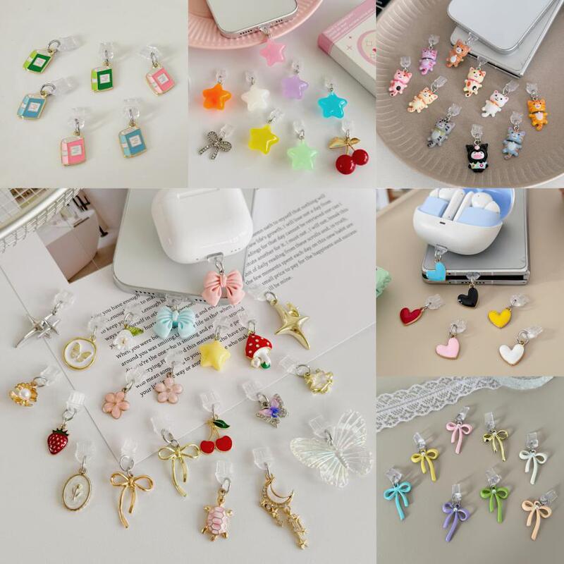 Moon Star Dustproof Plug Pendant Suitable for Kindle Earphones Type-C Apple Mobile Phone Charging Port Dustproof Plug Moon Star Dustproof Plug Pendant Suitable for Kindle Earphones Type-C Apple Mobile Phone Charging Port Dustproof Plug