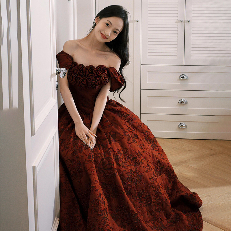 Plus-Size Maternity Toast Dress for Brides, 2026 New Style, Off-Shoulder Red Engagement Dress, Slimming and Elegant Long Dress for Curvy Women