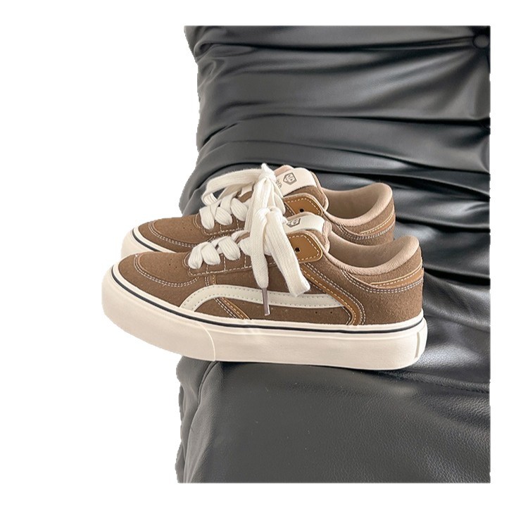 Zapatos de lona de ondas distantes para mujeres 2025 otoño nuevo cordón versátil zapatos de skate retro estudiantes zapatos deportivos casuales de mujer