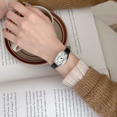 GEDI  new retro barrel-shaped dial women's watch simple quartz watch fashion belt watch